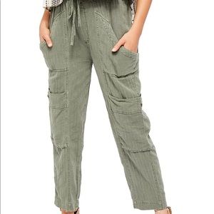 FreePeople feelin’ good pull in utility pants.
